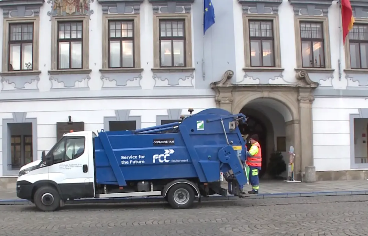 Unikátní odpadové taxi opět posílilo svoz odpadu v Českých Budějovicích 
